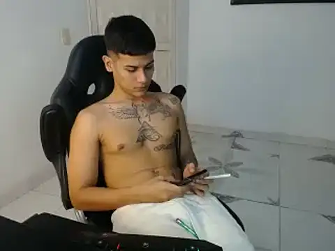 Clyde019 online show from 02-12-25, 12:27