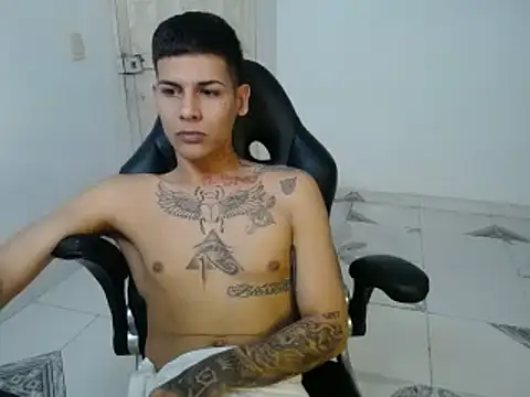 Clyde019 online show from 02-12-25, 10:48