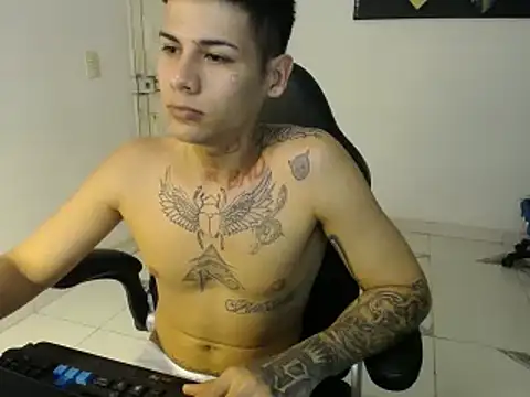 Clyde019 online show from 02-17-25, 03:15