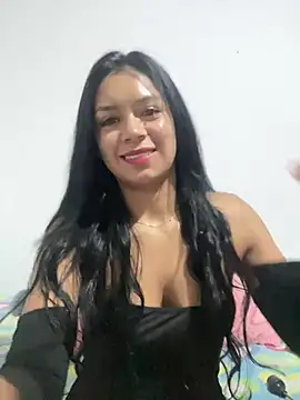 Snapshot of Charlotemonroe chatting on 01-02-25, 03:26 Charlotemonroe online show from 01-02-25, 03:26