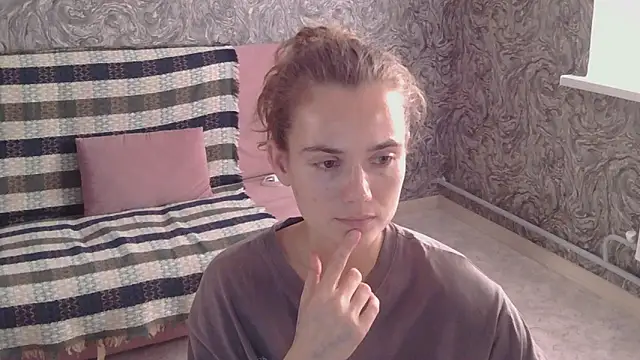 CurlyNed online show from 12-24-24, 07:17