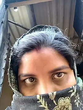 sweet suman online show from 12-15-25, 04:28