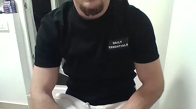 Snapshot of couplehot992 chatting on 02-10-25, 04:36 couplehot992 online show from 02-10-25, 04:36