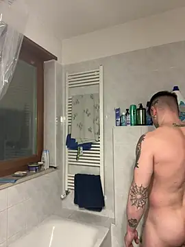 Snapshot of D3V0Z chatting on 01-24-25, 11:12 D3V0Z online show from 01-24-25, 11:12