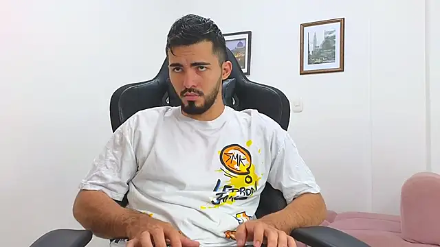 Massimoo 07 online show from 02-01-25, 08:05