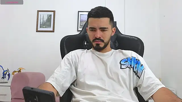 Massimoo 07 online show from 10-21-25, 03:02