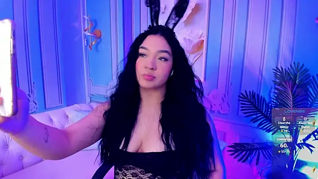 stefany duque1  online show from 10-31-25, 06:53