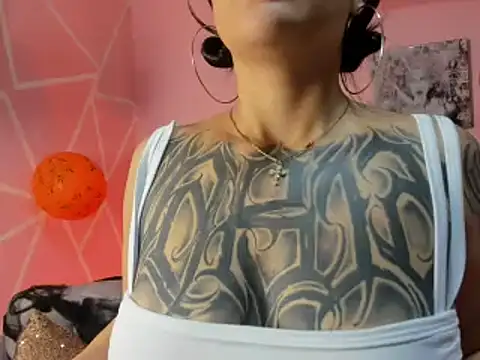paris noa online show from 10-22-25, 07:35