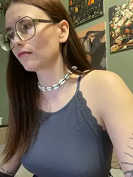 Sabrina shells online show from 03-14-25, 04:40