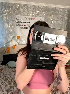 Sabrina shells online show from 10-05-25, 10:24