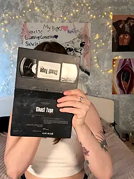 Sabrina shells online show from 10-12-25, 10:47