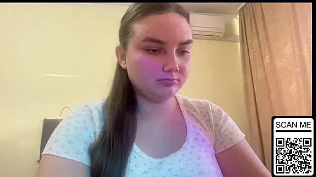 Dreamyblushfairy online show from 11-19-25, 01:33