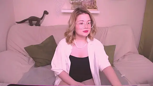 TessPleasure online show from 12-26-24, 03:49