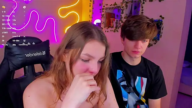 RobertAndLinela online show from 01-11-25, 04:46