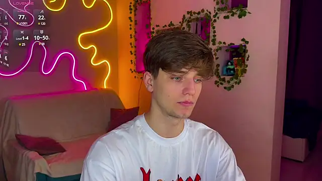 RobertAndLinela online show from 02-03-25, 08:57