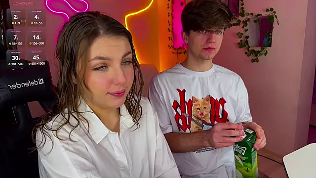 RobertAndLinela online show from 03-04-25, 10:24