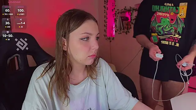 RobertAndLinela online show from 05-26-26, 04:08