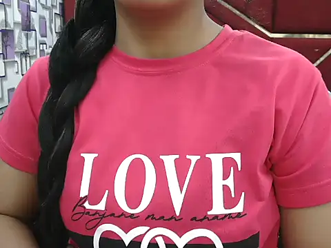 Snapshot of Somiya87 chatting on 11-13-25, 05:56 Somiya87 online show from 11-13-25, 05:56