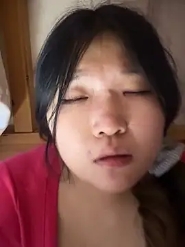 Snapshot of Happyou2 chatting on 01-28-25, 06:49 Happyou2 online show from 01-28-25, 06:49