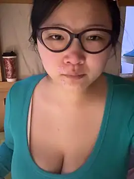 Snapshot of Happyou2 chatting on 02-09-25, 01:56 Happyou2 online show from 02-09-25, 01:56