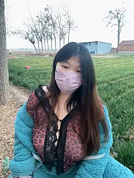 Snapshot of Happyou2 chatting on 03-04-25, 10:13 Happyou2 online show from 03-04-25, 10:13