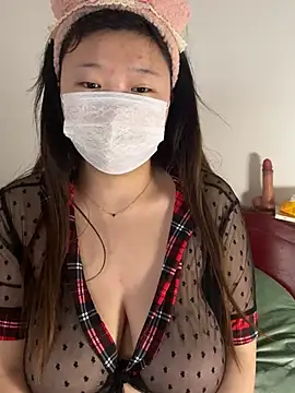 Snapshot of Happyou2 chatting on 03-12-25, 11:33 Happyou2 online show from 03-12-25, 11:33