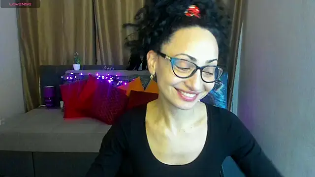 Arianasweety23 online show from 01-03-25, 06:33