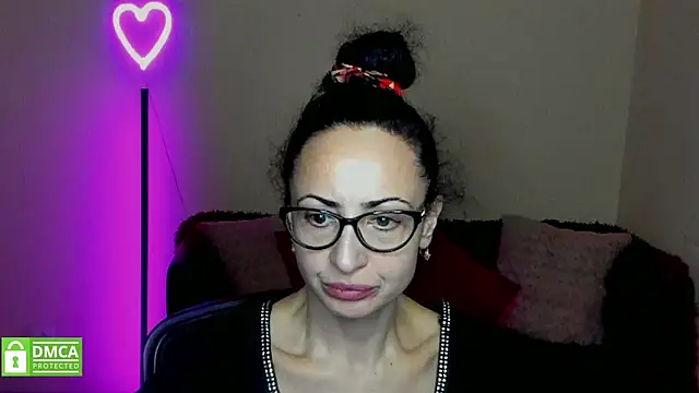 Arianasweety23 online show from 02-10-25, 09:58