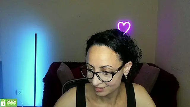 Arianasweety23 online show from 09-08-25, 05:23