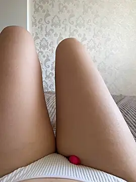 Snapshot of mersedas3 chatting on 01-11-25, 08:11 mersedas3 online show from 01-11-25, 08:11