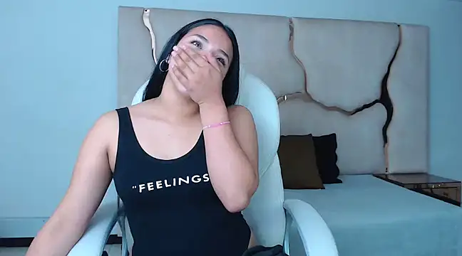 IsabellRodriguez18 online show from 02-12-25, 03:29