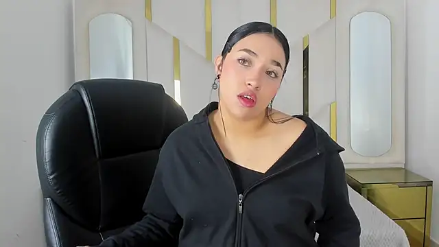 IsabellRodriguez18 online show from 09-30-25, 02:49