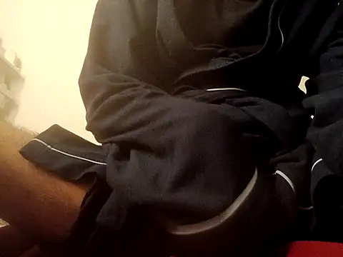 Snapshot of rominoucoquin chatting on 02-27-26, 12:10 rominoucoquin online show from 02-27-26, 12:10