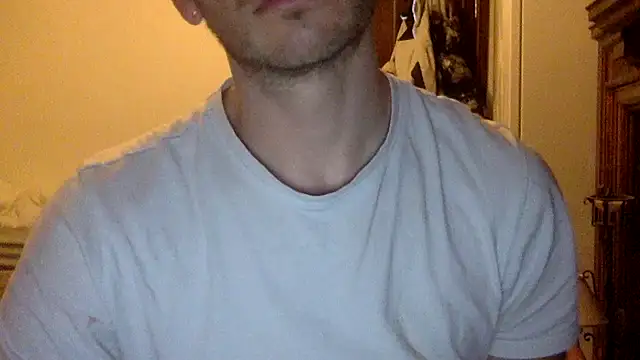 Snapshot of nevermind298079 chatting on 02-20-25, 08:36 nevermind298079 online show from 02-20-25, 08:36