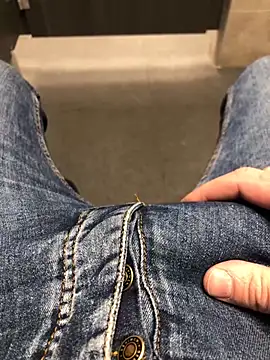 22TT2295 online show from 01-12-25, 11:39