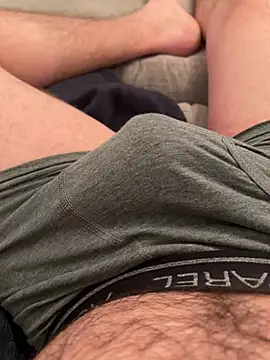 22TT2295 online show from 03-15-25, 04:46