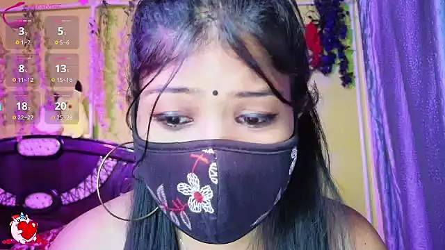 Snapshot of sexyhoney27 chatting on 10-12-25, 09:41 sexyhoney27 online show from 10-12-25, 09:41