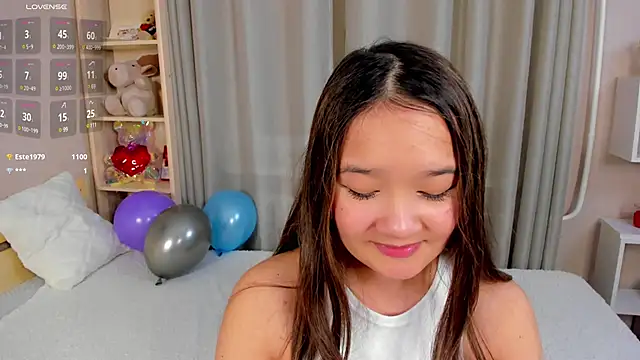 Maekko online show from 02-28-25, 04:31