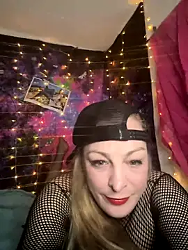 kayNkris online show from 10-14-25, 08:26