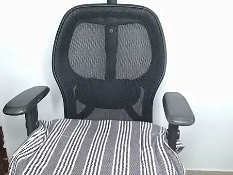 Snapshot of GoddessGlide chatting on 01-16-25, 12:02 GoddessGlide online show from 01-16-25, 12:02