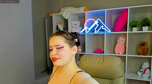 EricaElliott online show from 02-17-25, 04:09