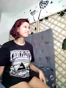 Snapshot of Mia_WAll chatting on 01-06-25, 06:20 Mia WAll online show from 01-06-25, 06:20