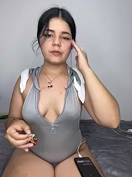 pretty angela1 online show from 03-10-25, 02:28