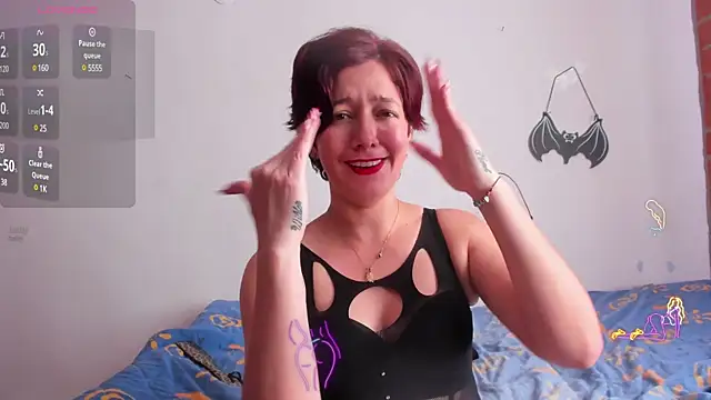 Laura hellss online show from 01-15-25, 07:12