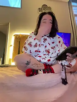 Snapshot of ceres chatting on 12-25-24, 09:13 ceres online show from 12-25-24, 09:13