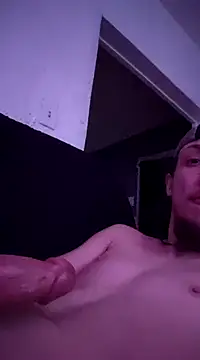 Snapshot of charmingHWC chatting on 12-24-24, 12:00 charmingHWC online show from 12-24-24, 12:00