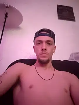 Snapshot of charmingHWC chatting on 01-17-25, 02:29 charmingHWC online show from 01-17-25, 02:29