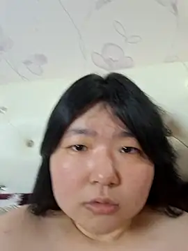 Snapshot of Lee0613 chatting on 12-26-24, 07:03 Lee0613 online show from 12-26-24, 07:03