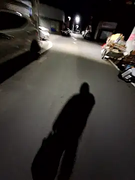 Snapshot of Lee0613 chatting on 12-05-25, 08:05 Lee0613 online show from 12-05-25, 08:05