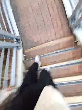 Snapshot of Lee0613 chatting on 02-21-26, 08:15 Lee0613 online show from 02-21-26, 08:15